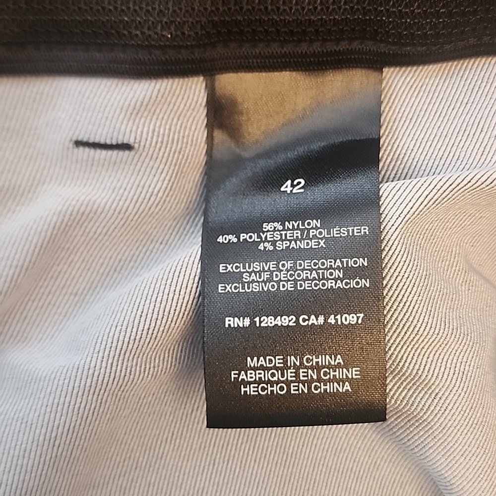 Greg Norman Men's Charcoal Black Shorts - Picture 9 of 13